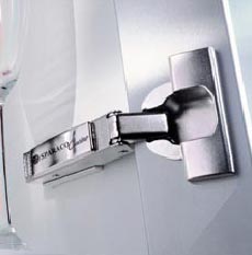 Cucine Sparaco - cerniere ammortizzate blum