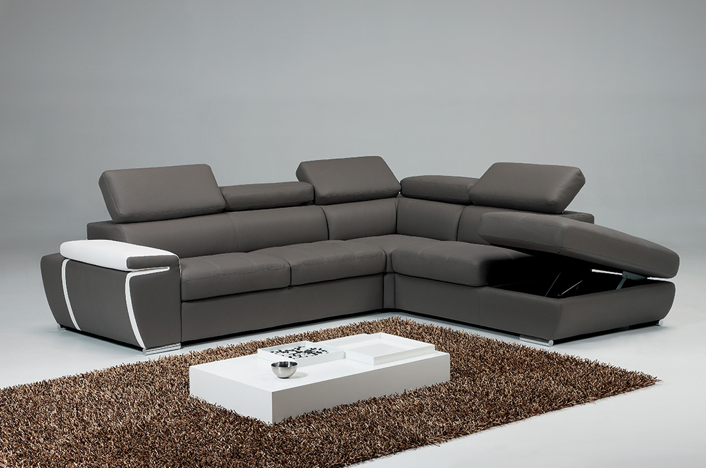 Pyrus divani moderni mobili sparaco for Divani pelle moderni