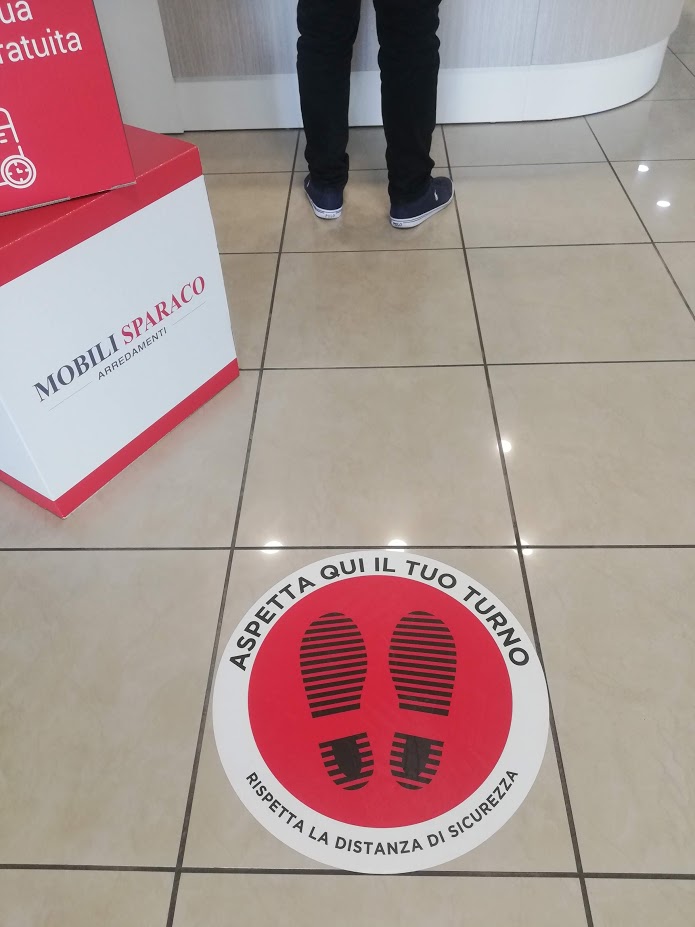 distanziatore a terra per la sicurezza
