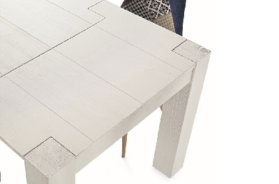 Tavoli moderni Solid Dogato