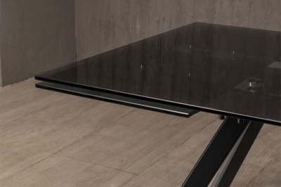 Tavoli moderni Smokey
