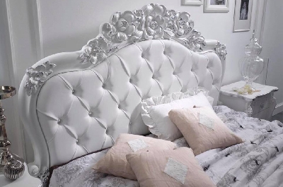 Camere da letto classiche Viola