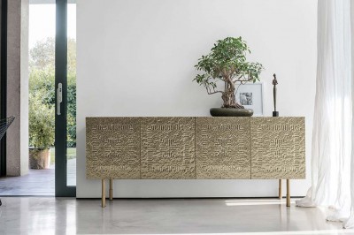  Artemide